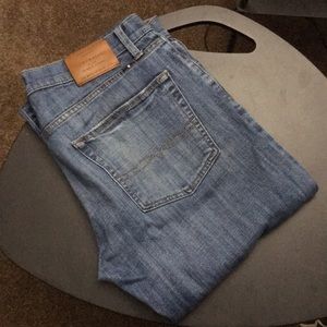 Lucky jeans